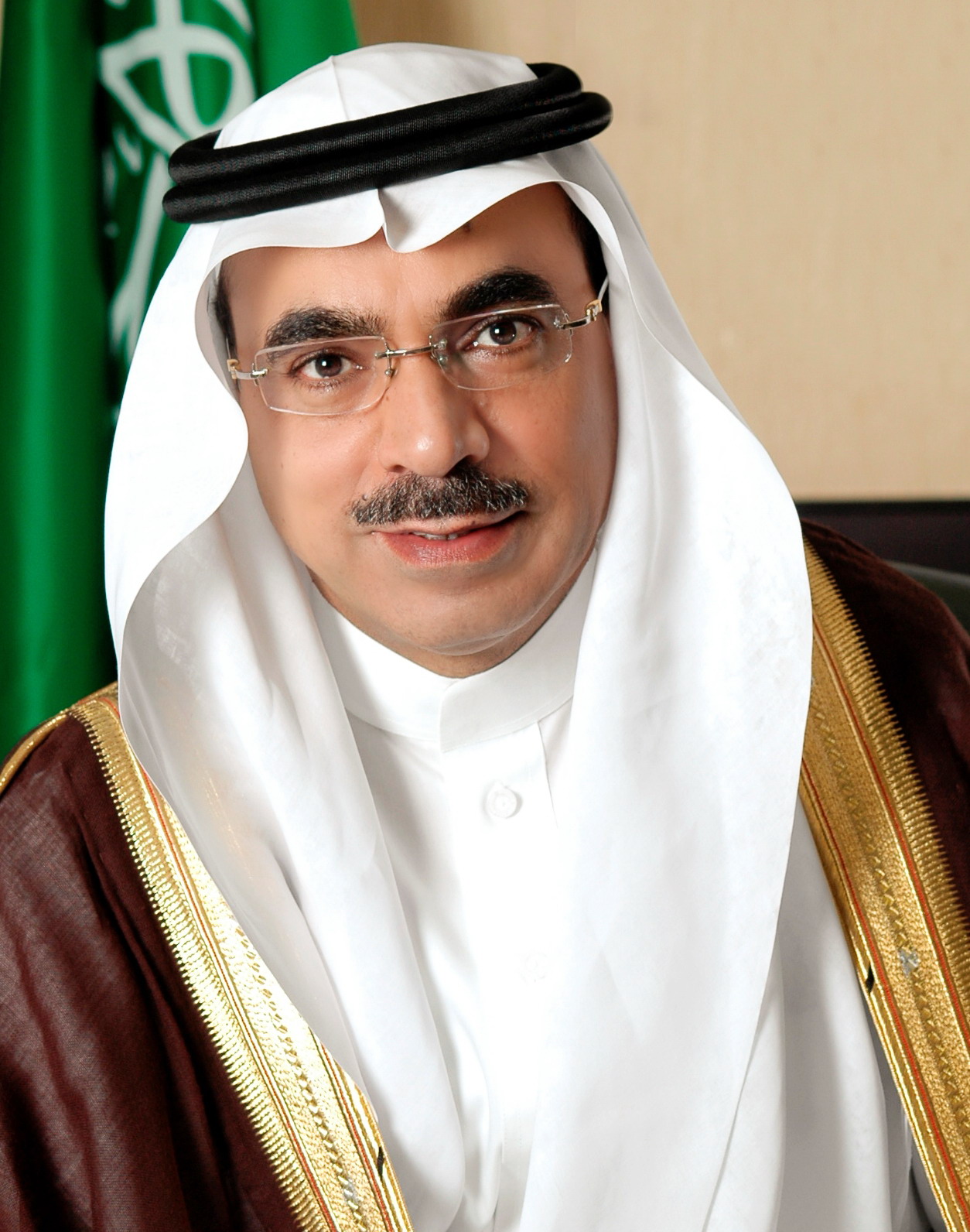 أمين الشرقية: منح وزارة البلديات والإسكان صلاحية بيع الوحدات السكنية لغير مستفيدي الدعم السكني امتدادا لدعم القيادة لقطاع الإسكان